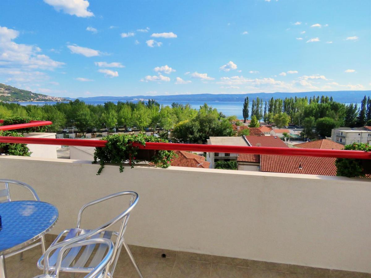 Apartments Zvone Omis Luaran gambar
